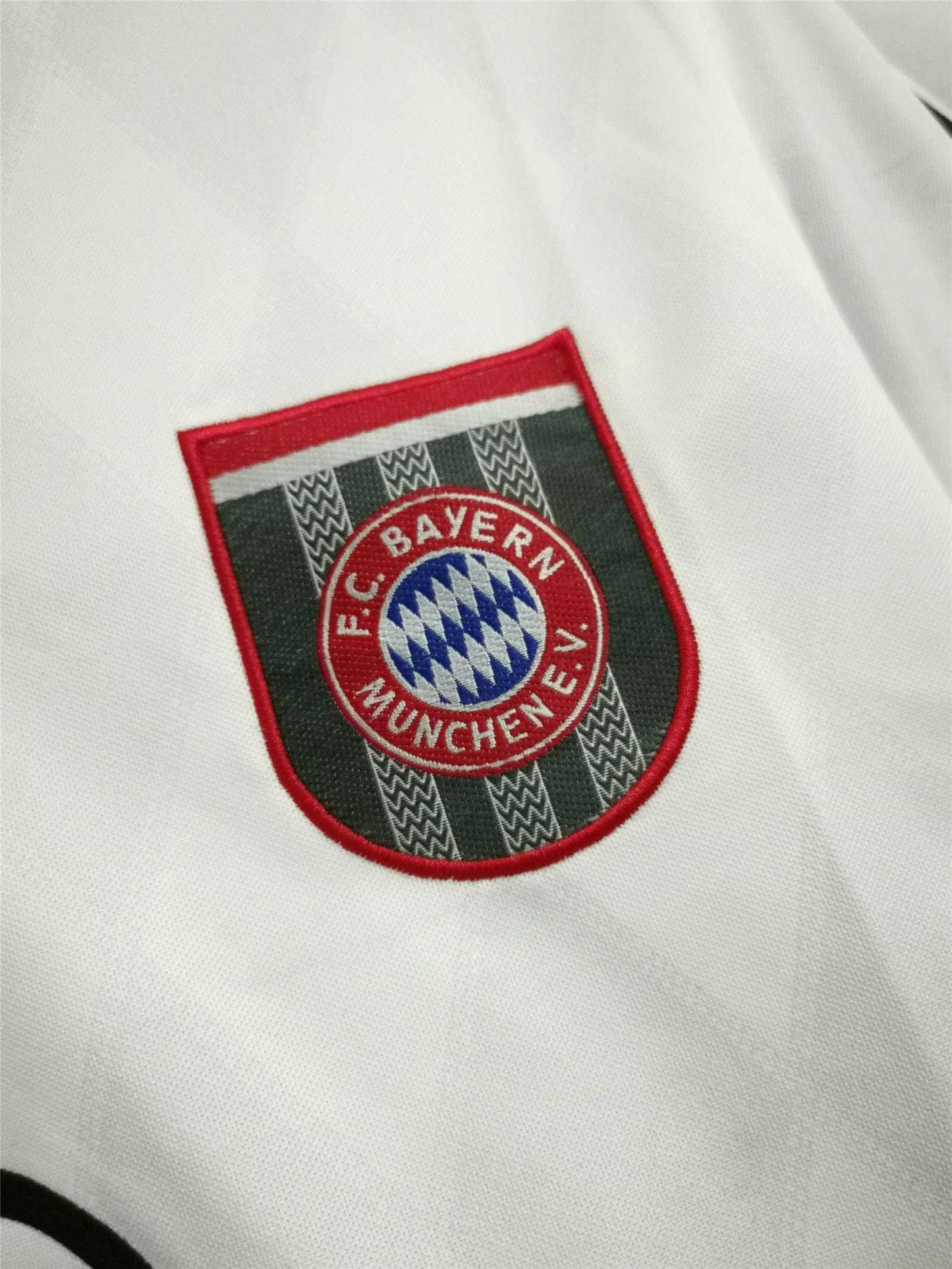 Bayern Munich 1995/96 away white kit