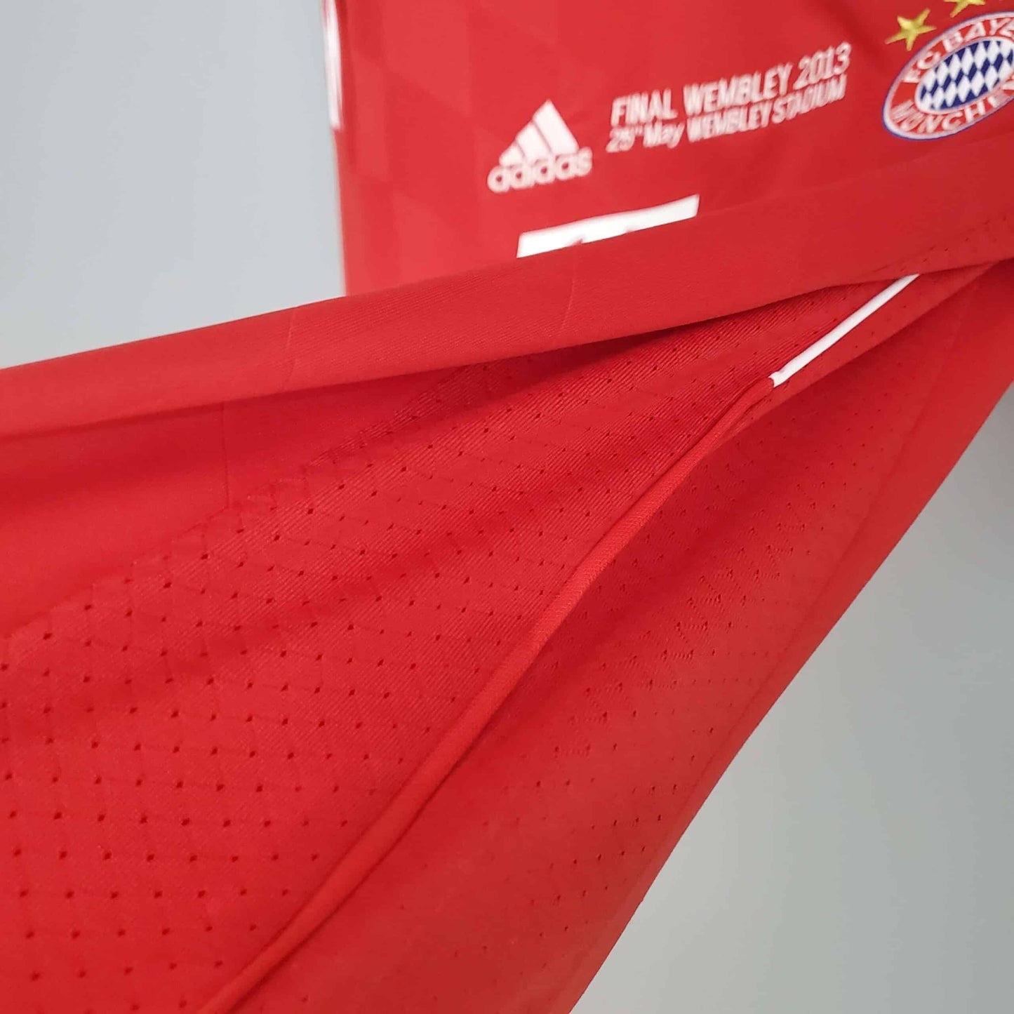 Bayern Munich 2013/2014 CL Home Kit – long sleeve