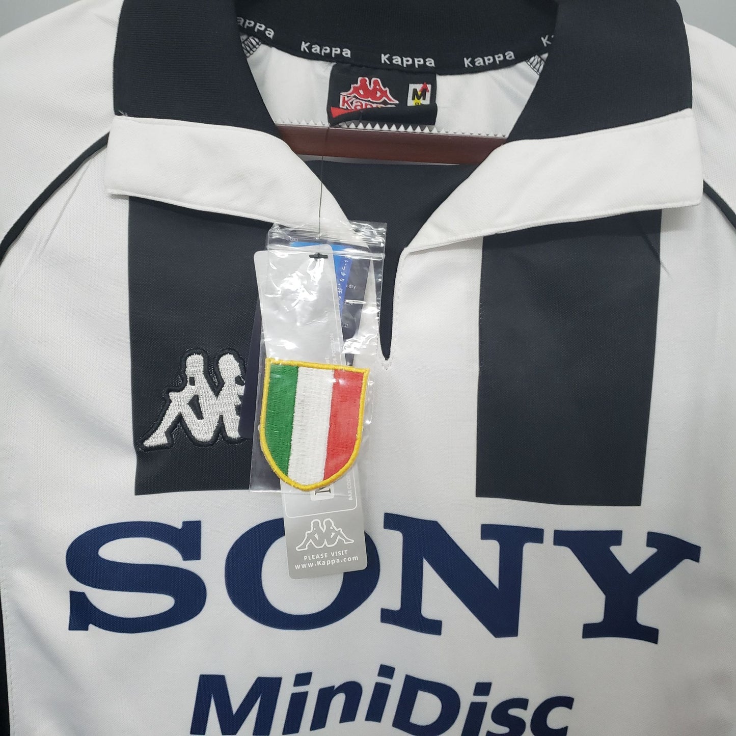 Juventus 1997/98 Home kit – Short sleeve