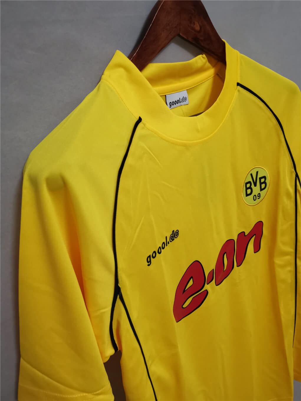 Borussia Dortmund 2001/2002 Champions League Kit