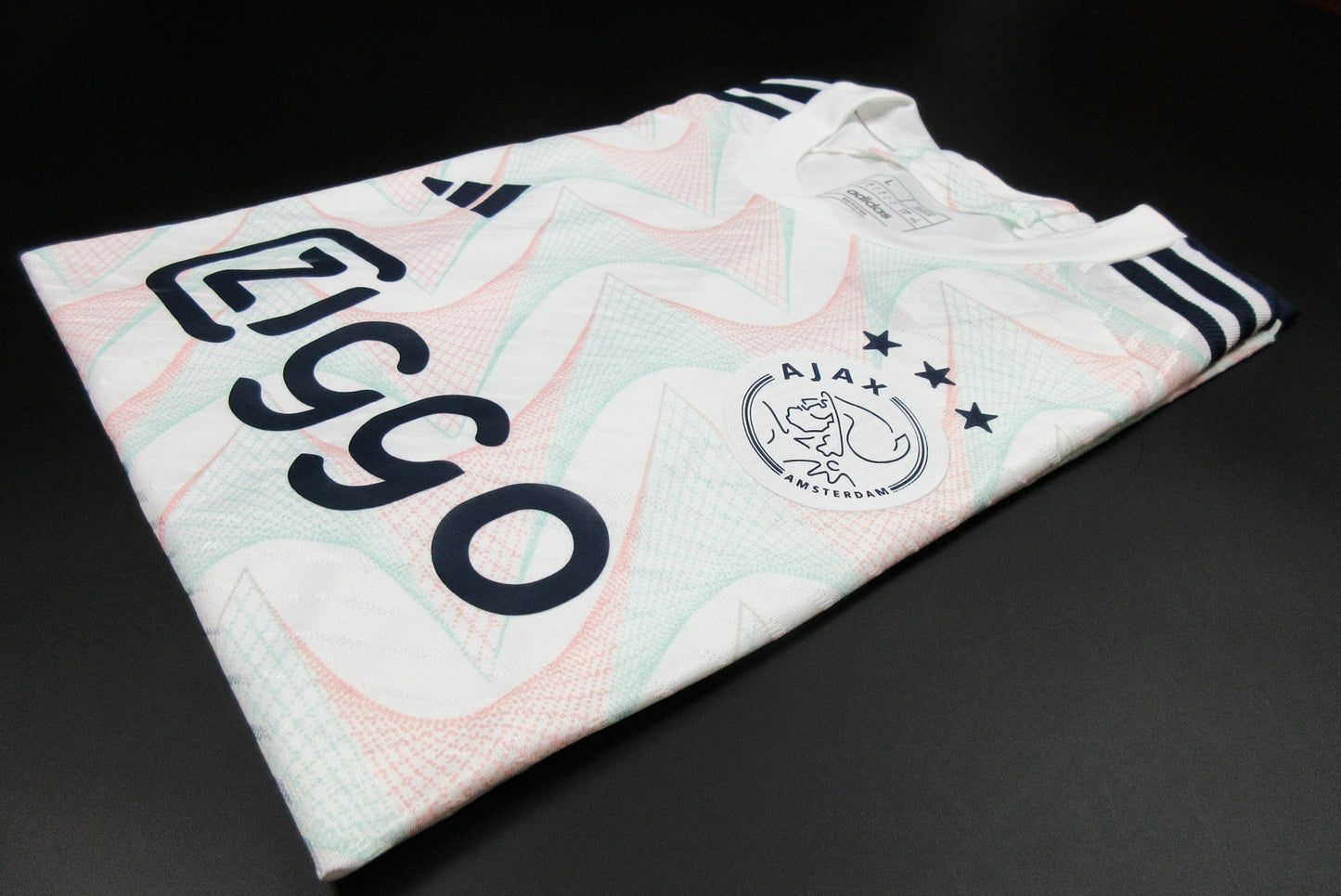 AJAX 23/24 AWAY KIT – PLAYER VERSION