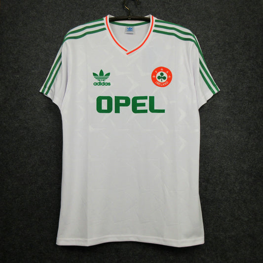 Ireland 1990/1992 Away kit