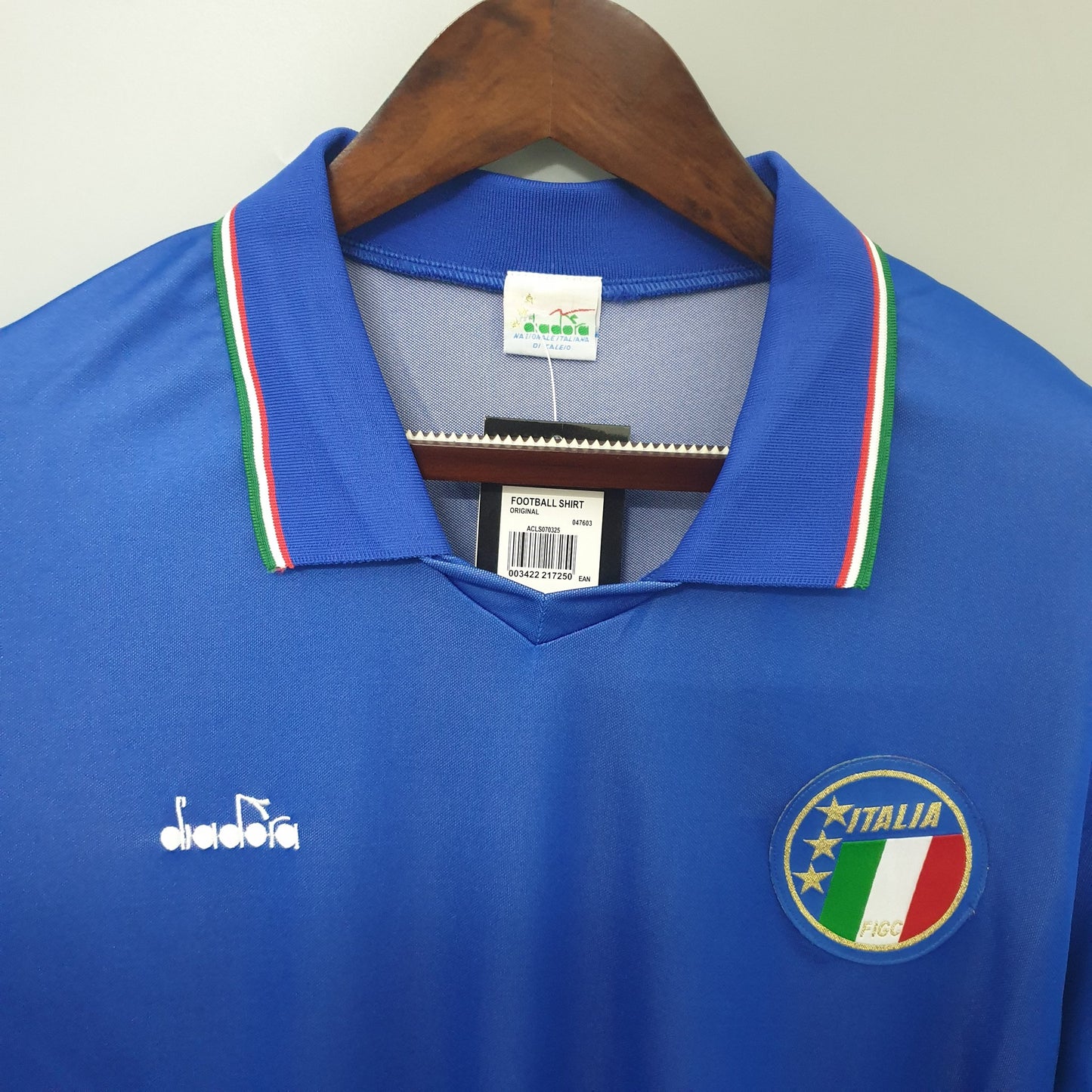 Italy 1990 Home kit