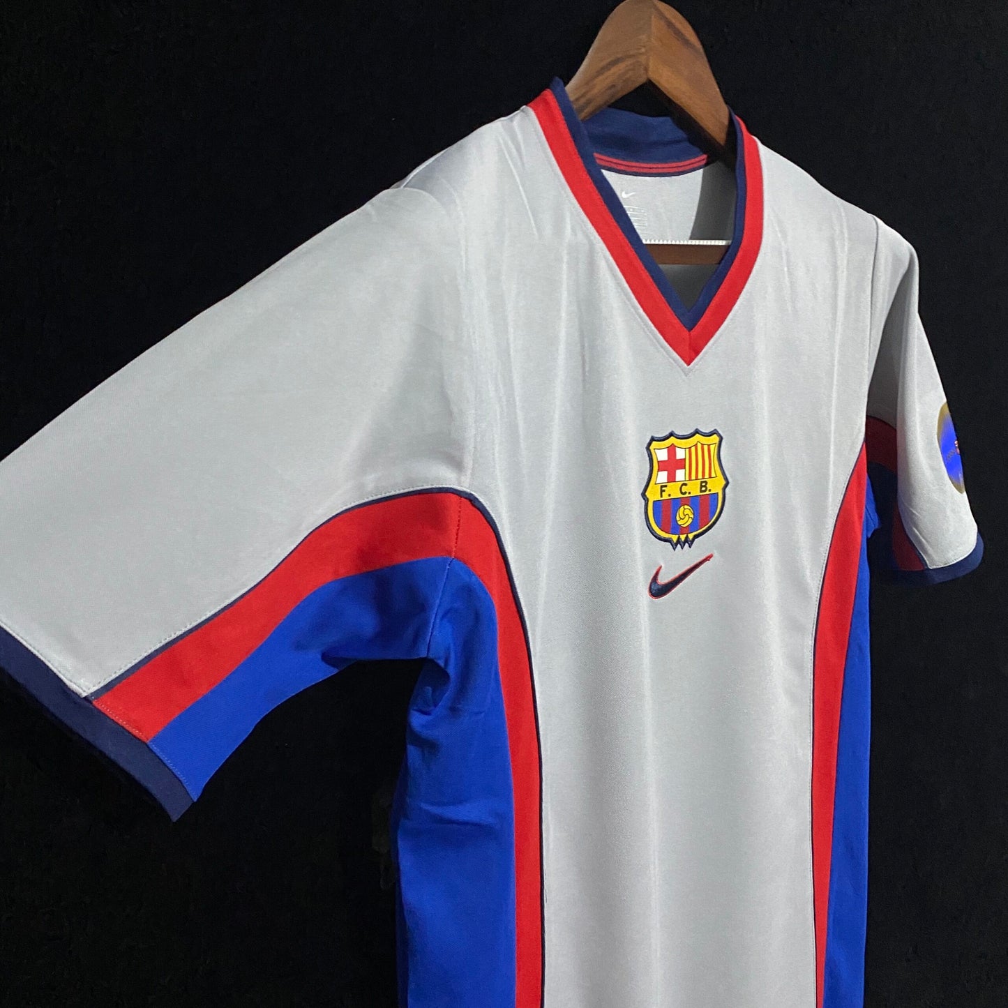 FC Barcelona 2000/2001 Away kit