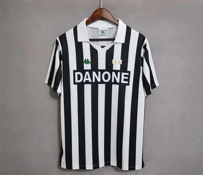 Juventus 1992/1994 Home kit