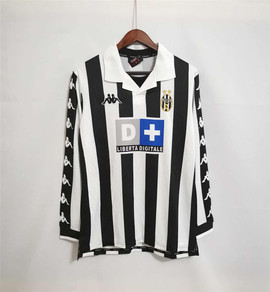 Juventus 1999/2000 Home kit – Long sleeve