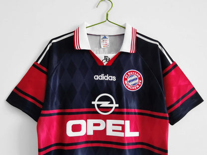 Bayern Munich 1997/99 home kit