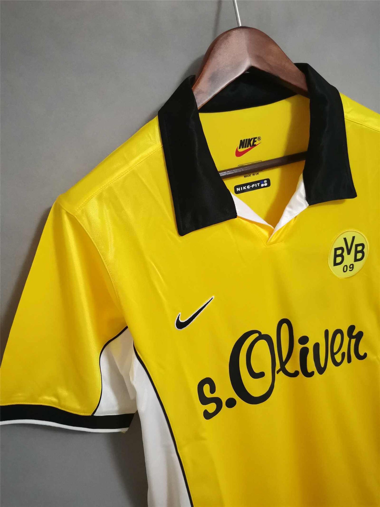 Borussia Dortmund 1998/1999 Home Kit