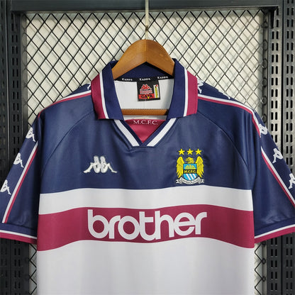 Man City 1997/1998 away Kit