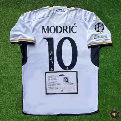 Luka Modric Real Madrid 10 2022 SIGNED Shirt/Jersey + COA Luka Modrić