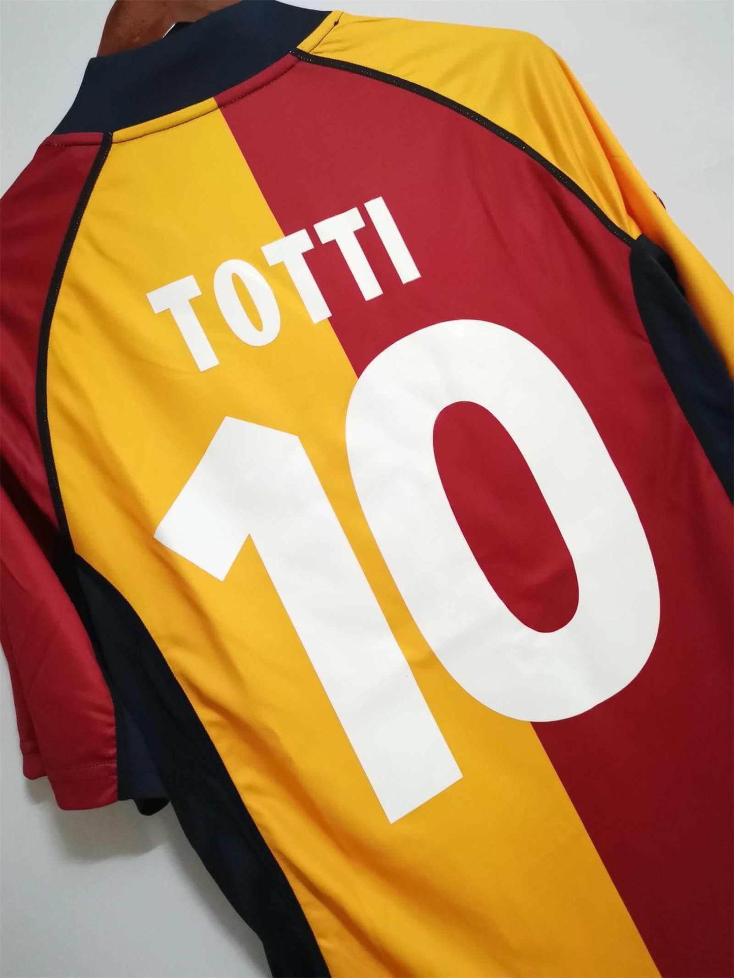 AS ROMA – 2001/2002 Home Kit