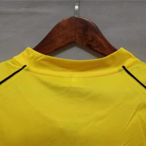 Borussia Dortmund 2001/2002 Champions League Kit