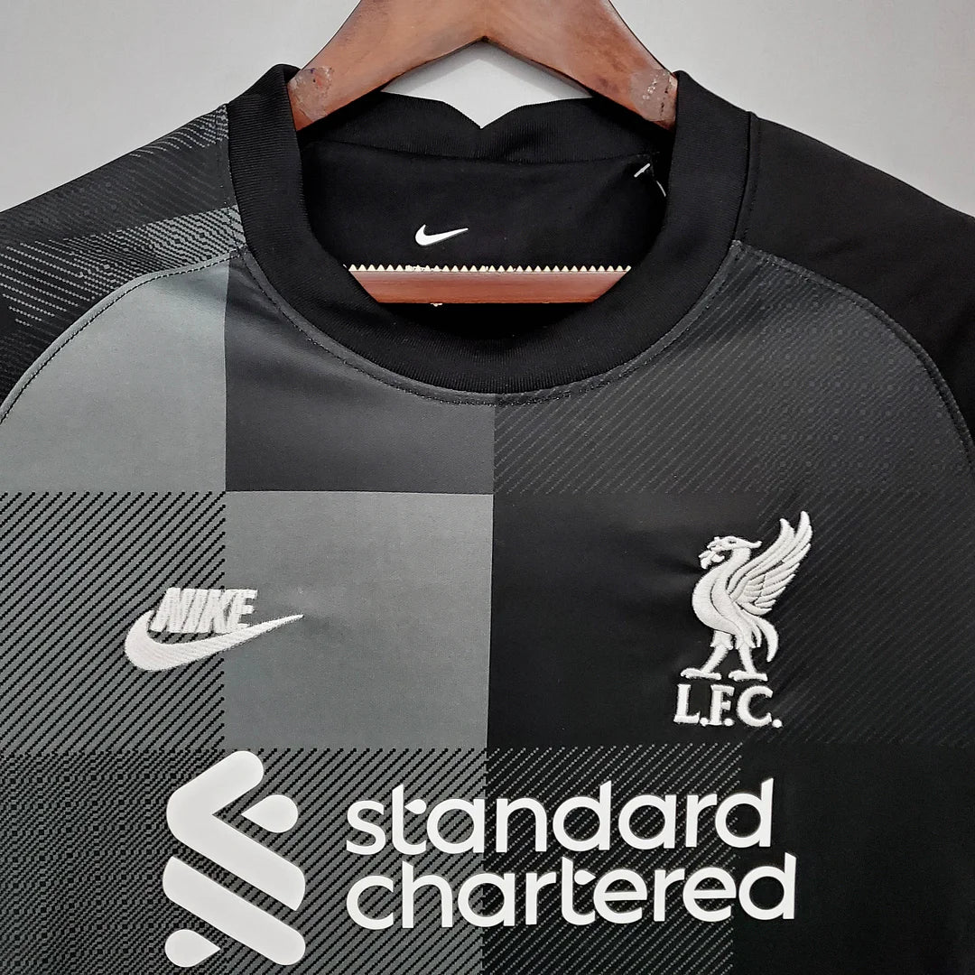 Liverpool Goalkeeper Soccer Jersey Black 2021/2022