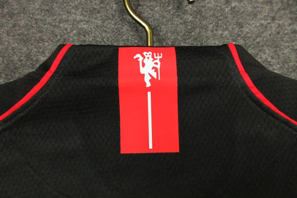 MANU 2007/2008 Away Kit – Long Sleeves