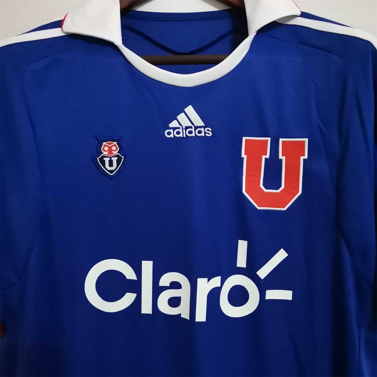 Universidad de Chile 2011 Home Kit