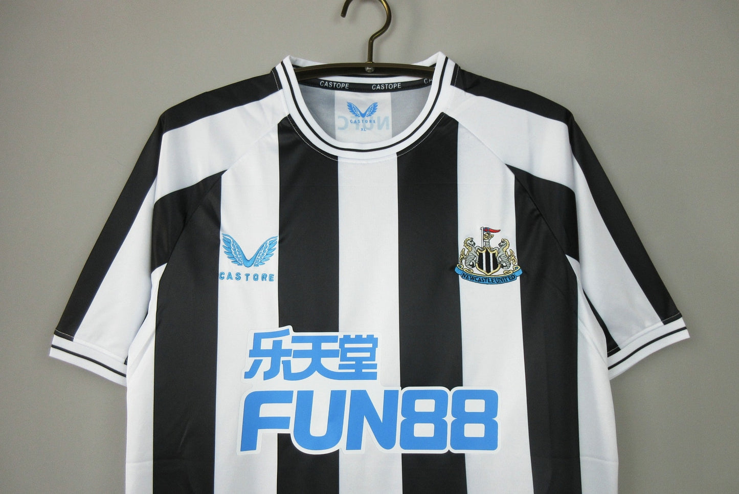 NEWCASTLE 22/23 HOME – FAN VERSION