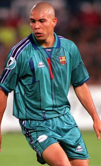 FC Barcelona 1996/1997 Away kit