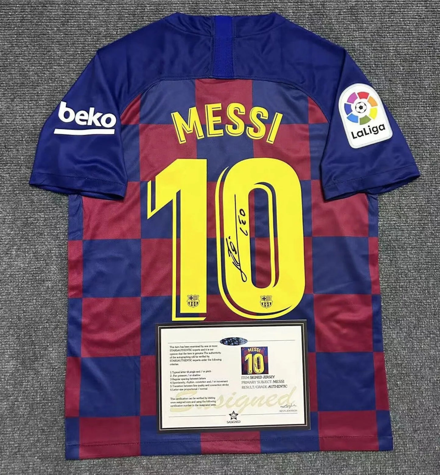 Lionel Messi SIGNED Barcelona HOME 19/20 Signature Shirt/Jersey + COA