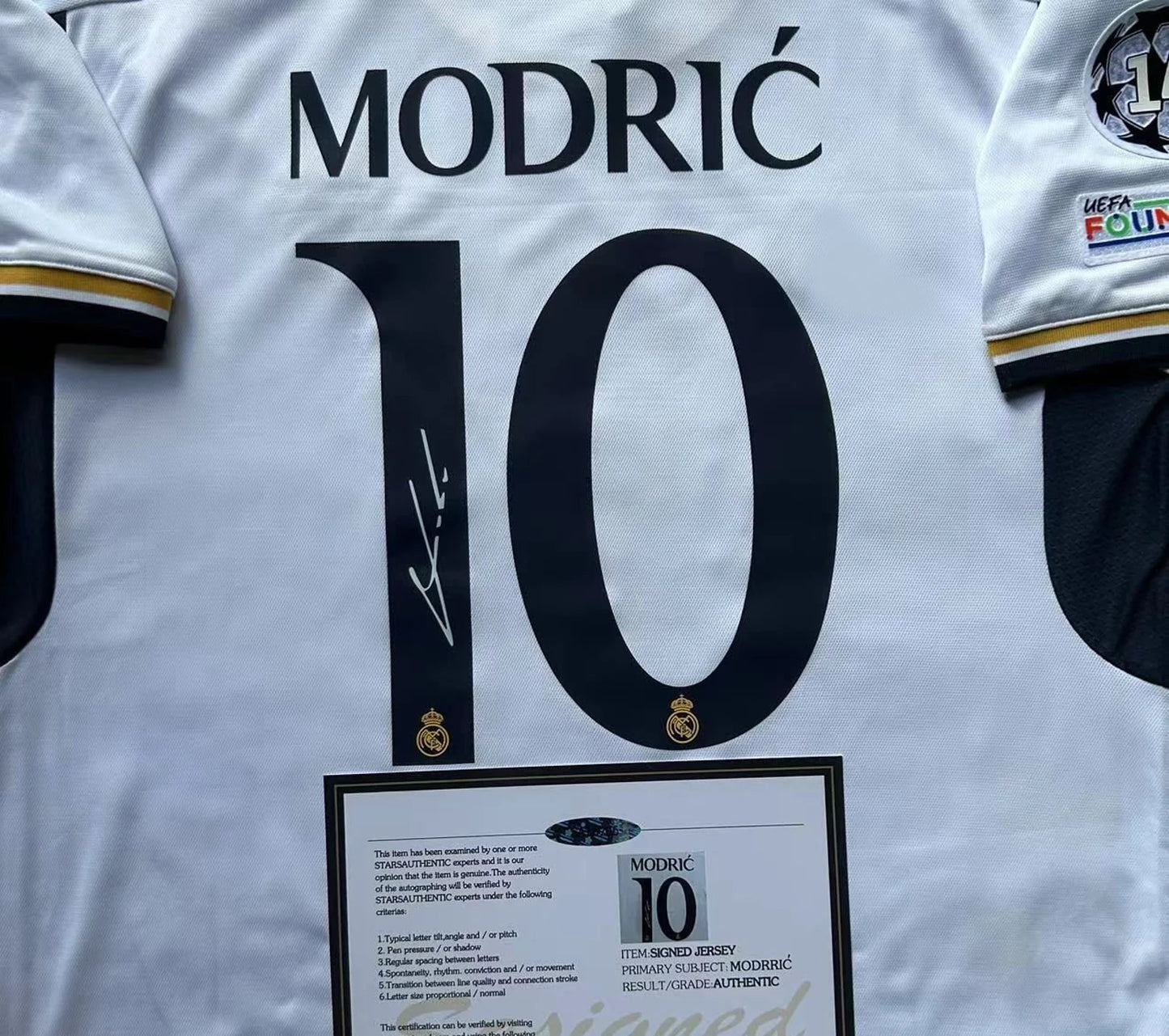 Luka Modric Real Madrid 10 2022 SIGNED Shirt/Jersey + COA Luka Modrić