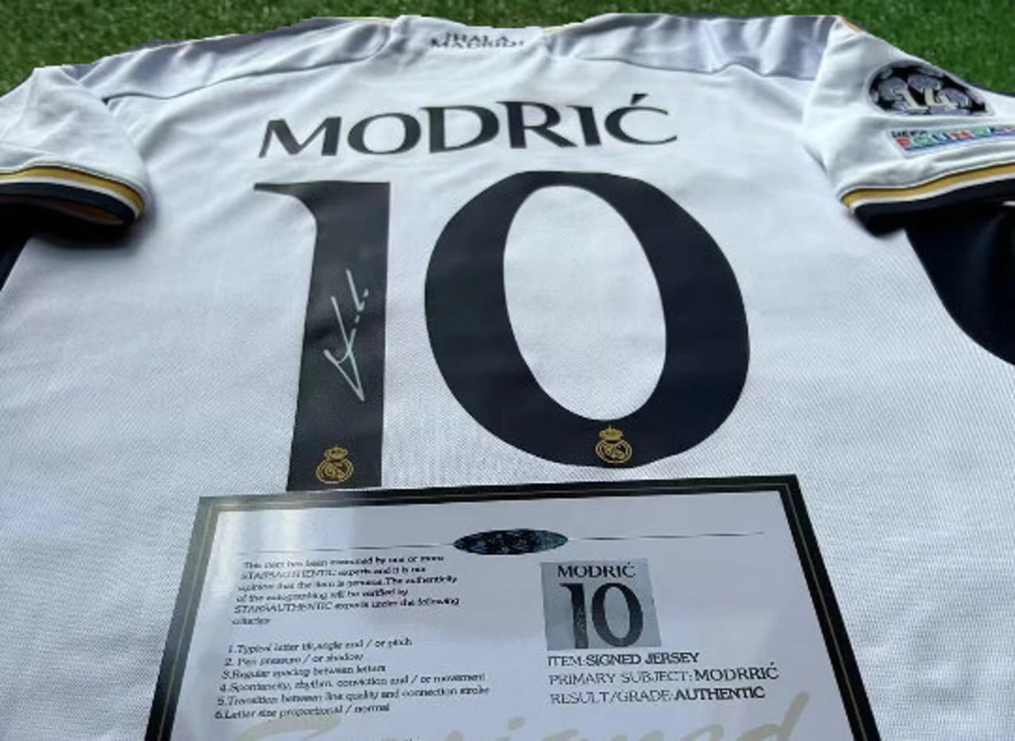 Luka Modric Real Madrid 10 2022 SIGNED Shirt/Jersey + COA Luka Modrić